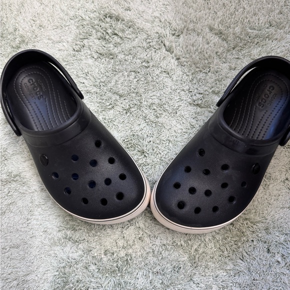 Crocs - Picture 6 of 6